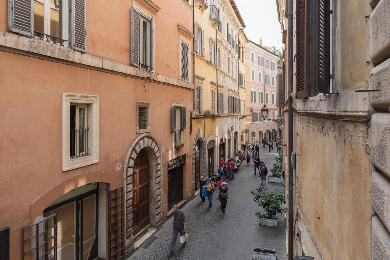 A Peaceful Retreat 2 Minutes From Piazza Navona - FromhometoРим Экстерьер фото