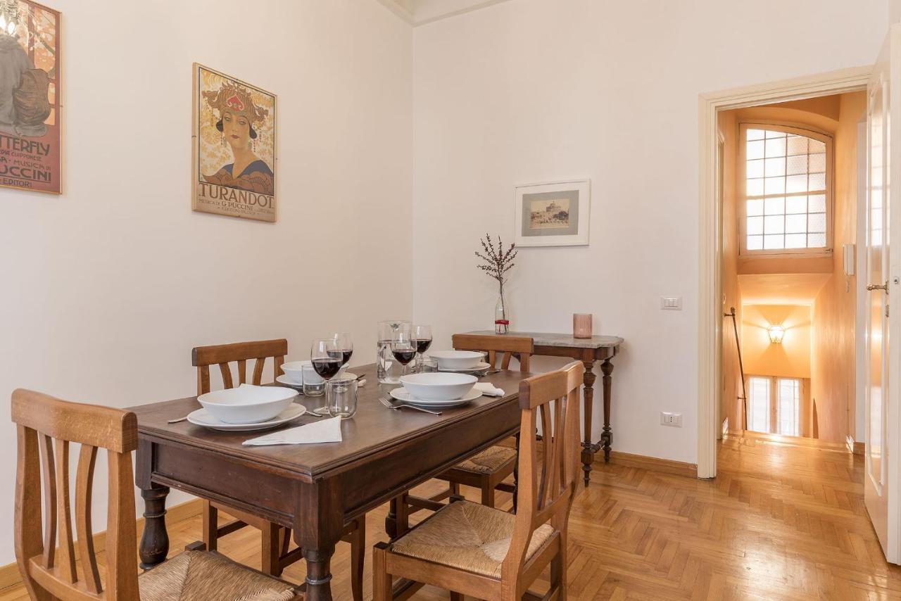 A Peaceful Retreat 2 Minutes From Piazza Navona - FromhometoРим Экстерьер фото